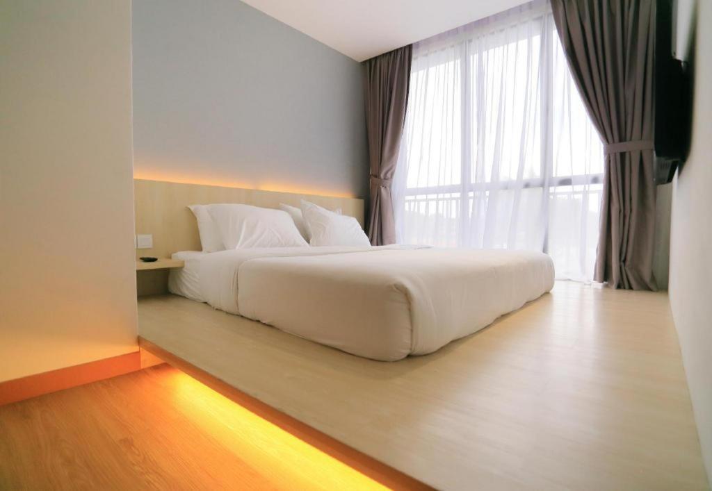 Miyabi Hotel Permas Johor Bahru Exterior photo