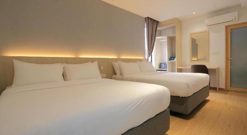 Miyabi Hotel Permas Johor Bahru Exterior photo