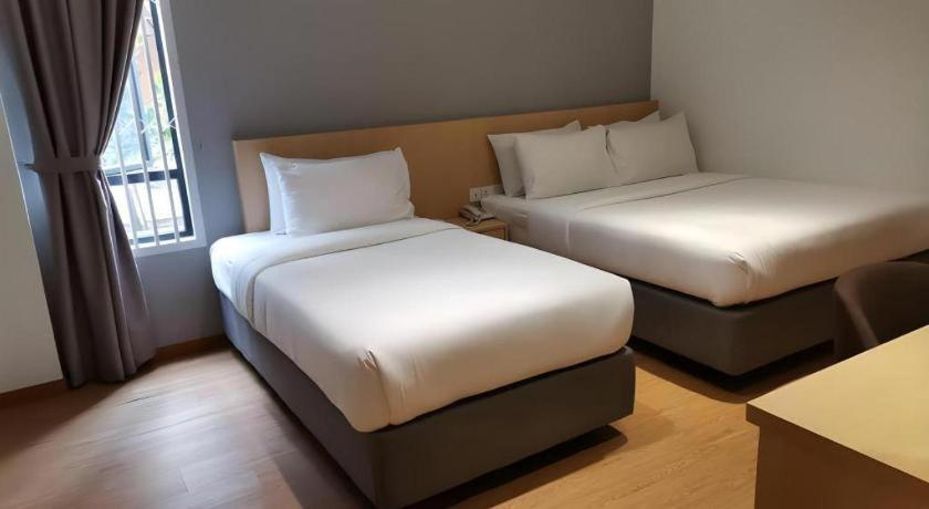 Miyabi Hotel Permas Johor Bahru Exterior photo